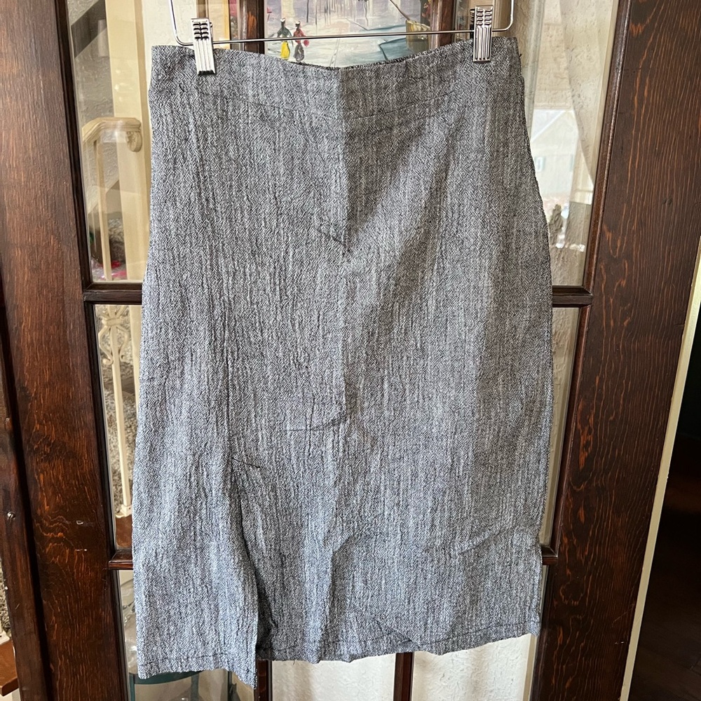 Pencil skirt